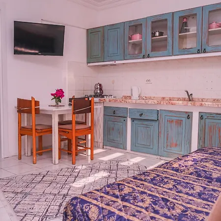 Apartment Oezcem Apart *